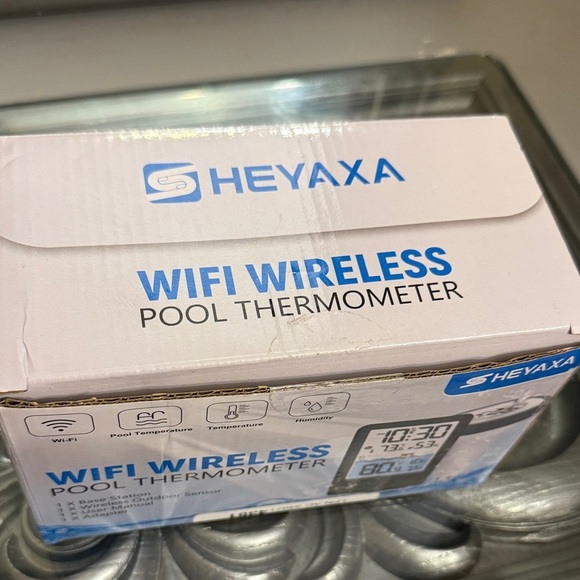 Heyaxa WiFi Wireless Pool Thermometer - Black - Picture 2 of 6